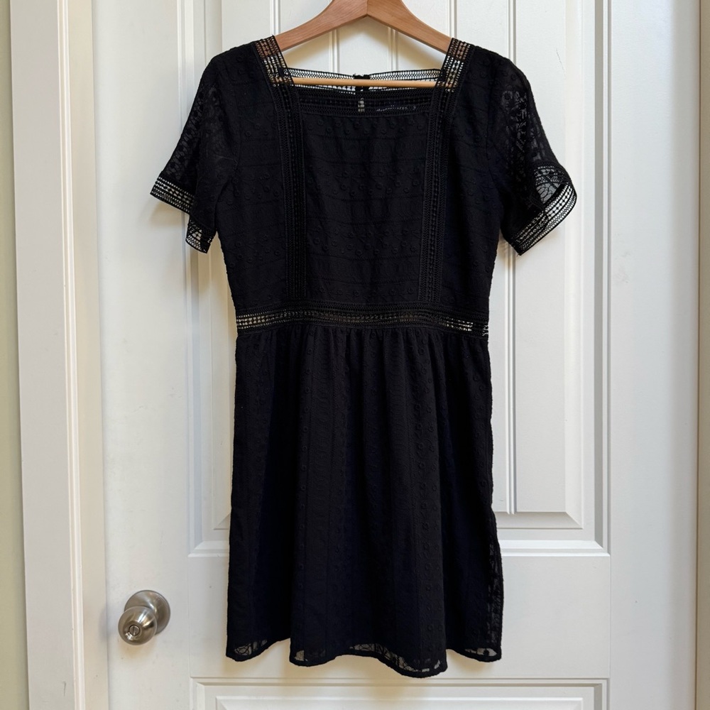 Abercrombie & Fitch Black Cotton Lace Mini Dress. Size S